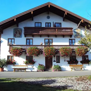 Paulhuberhof Apartment